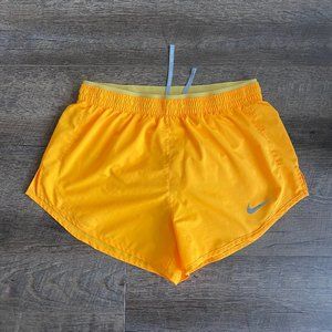 Nike Tempo Luxe Shorts